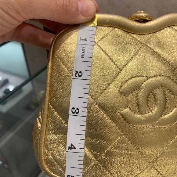 ‼️SOLD‼️Chanel Gold Vintage Beltbag Waistbag - Picture 9 of 13